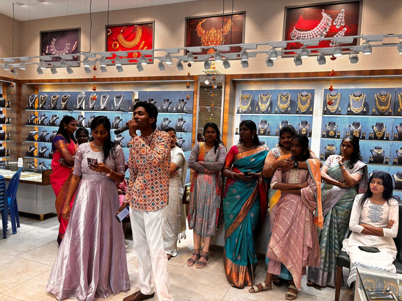 WhatsApp Image 2025-10-20 at 15.37.19